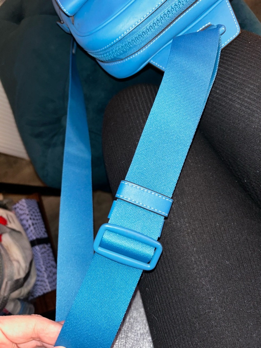 Coach Men's Leather Sling Bag - Bright Blue, Like new condition! - Picture 8 of 14